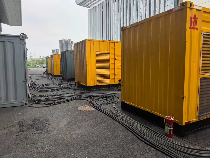 二连浩特不同季节柴油发电机组保养有哪些注意事项？